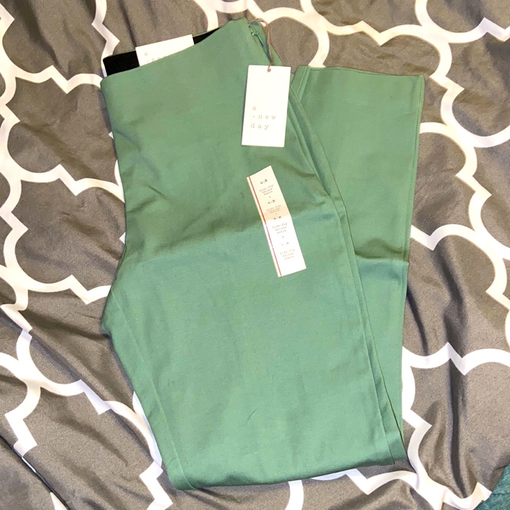 Stretch skinny ankle pants size 4 a new day